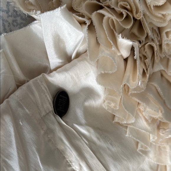 Elegant Cream Ruffled Pillow Set - Picture 2 of 2